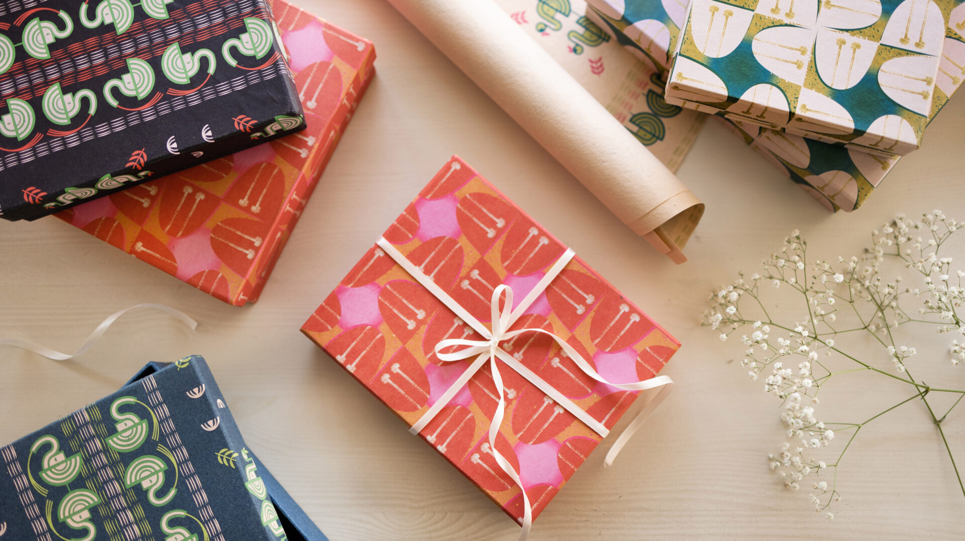 公式】ローションティッシュ ソフトパック 240組(480枚)×24パック クリネックス 肌うるる スヌーピー｜日本製紙クレシア公式通販 The Gift Wrap Company 無地ギフトティッシュ、バルク/リーム-480シート ネイビー